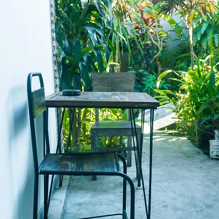 The Wina Guest House 2-3