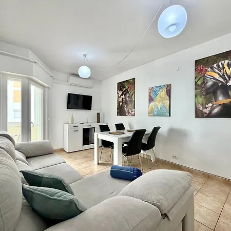 Rocha Mar Beach Apartment 2-3
