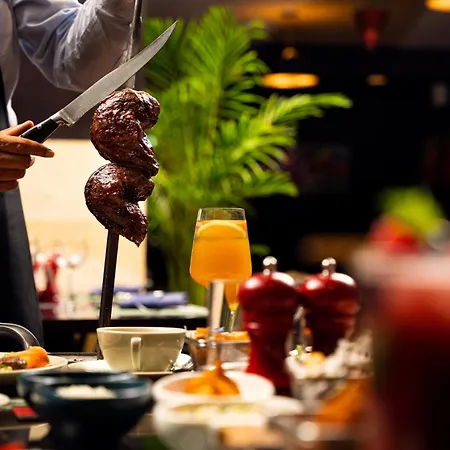 Crowne Plaza Riyadh - Rdc Hotel & Convention By Ihg-3