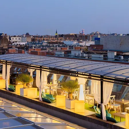 Mystery Hotel Budapest, Preferred Hotels & Resorts-3