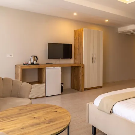 Petra Hotel Tuzla-3