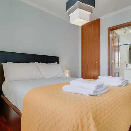 Ajuda I 3Br Apartment Near Lido With Parking-3