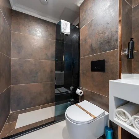216 Ruby Suite-3