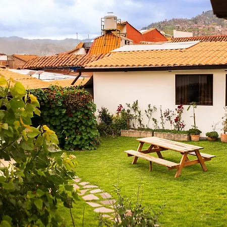 Black Llama Hostel Cusco-2