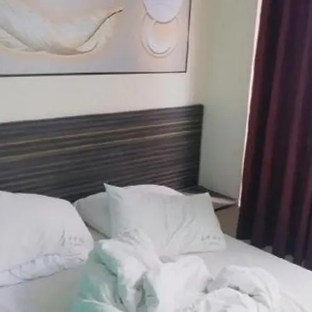 Darlene Hotel-2