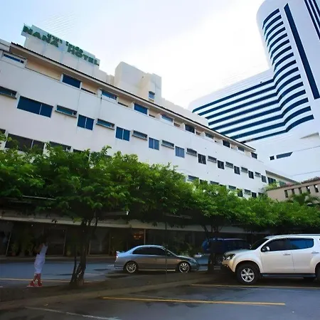 Nana Hotel Bangkok-3