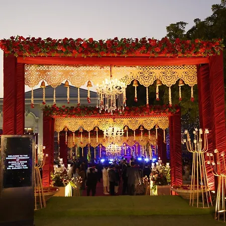 Bel-La Monde Hotel Nh8 At 6Km From Igi Airport Delhi-3