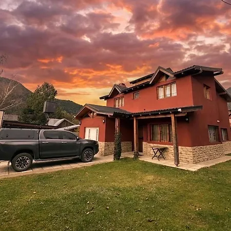 Patagonia Loft Casa De 3 Dormitorios En Villa Los Coihues-2