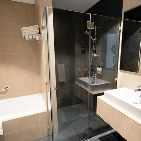 Capital Suites Hotel & Residences-3