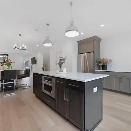 Jungle House Premier Residences - Downtown Columbus & Short North-2