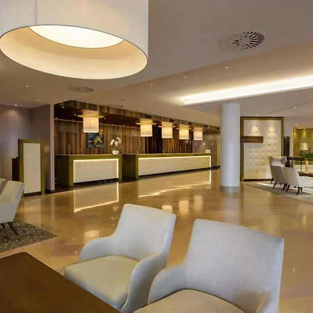 Moevenpick Hotel Geneva-2