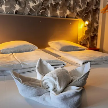 Ravel Hotel Cyrano-3
