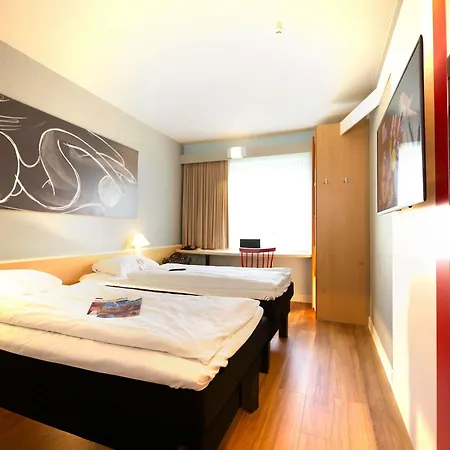 Ibis Koeln Messe-2