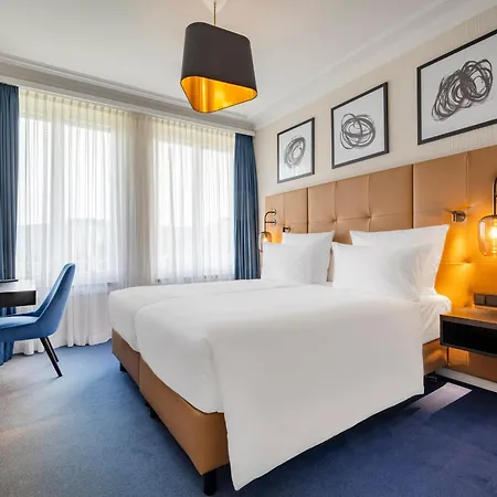 Steigenberger Icon Parkhotel Duesseldorf-3