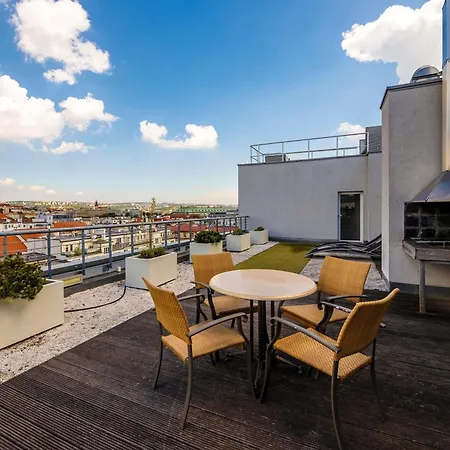 Ibis Praha Old Town-3