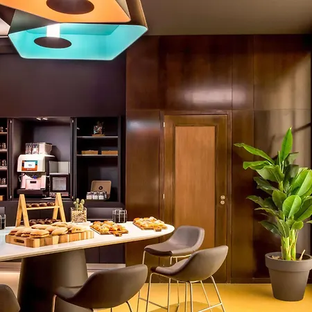 Novotel Barcelona Cornella-2