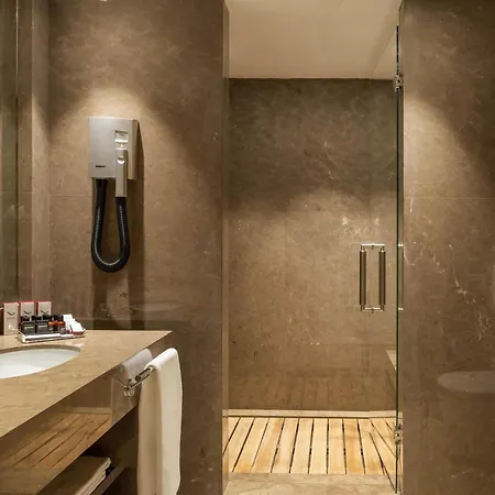 Moevenpick Hotel Istanbul Bosphorus-3