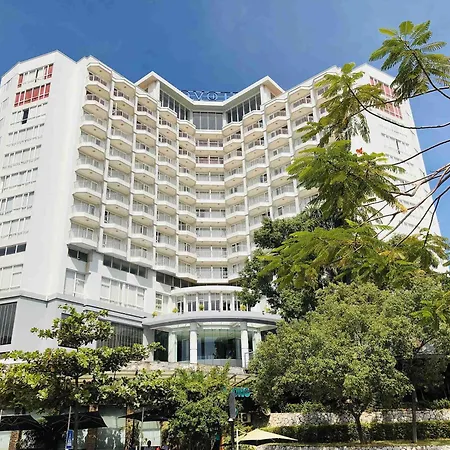 Novotel Ha Long Bay Hotel-2