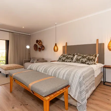 Chestnut Country Lodge-3