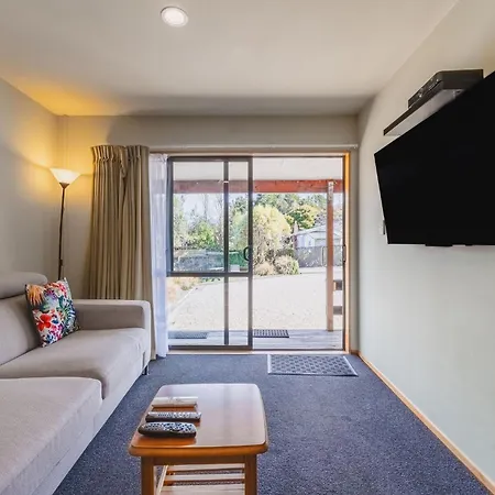 Alpine Garden Motel-2