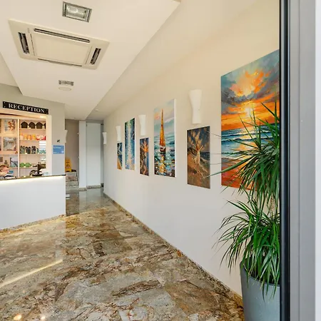 Hotel Villa Miramar-2