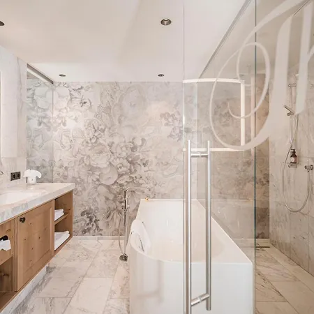 Theresa Wellness-Geniesser-Hotel-3