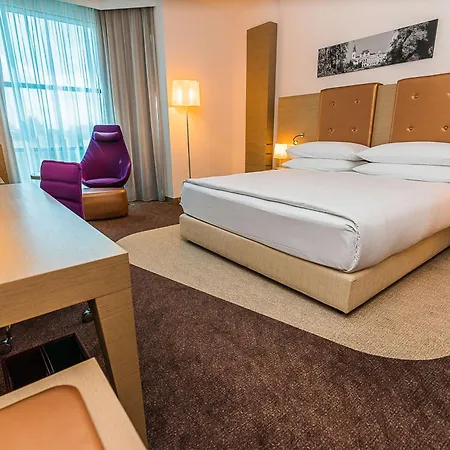 Doubletree By Hilton Oradea-3
