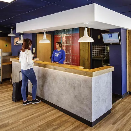 Ibis Budget Southampton Centre-2