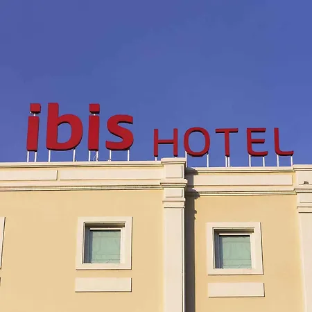 Ibis Vientiane Nam Phu-3