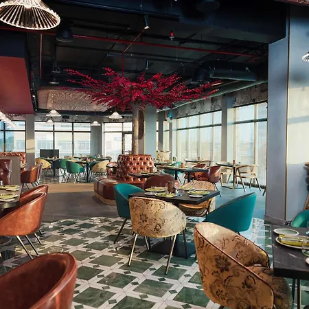 Moevenpick Hotel Jumeirah Lakes Towers Dubai-3
