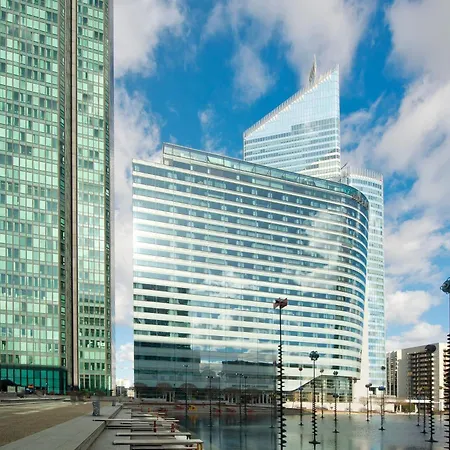 Melia Paris La Defense-2