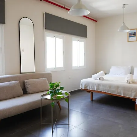 Rena'S House Smart Hotel-3