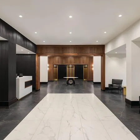 Radisson Blu Vancouver Airport Hotel & Marina-3