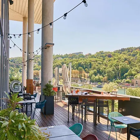 Novotel Lyon Centre-Confluence Bord De Saone-2
