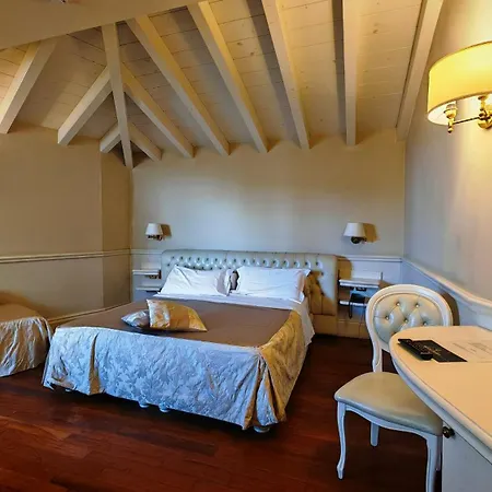 Santa Chiara Suite Hotel & Spa - Lecce-3
