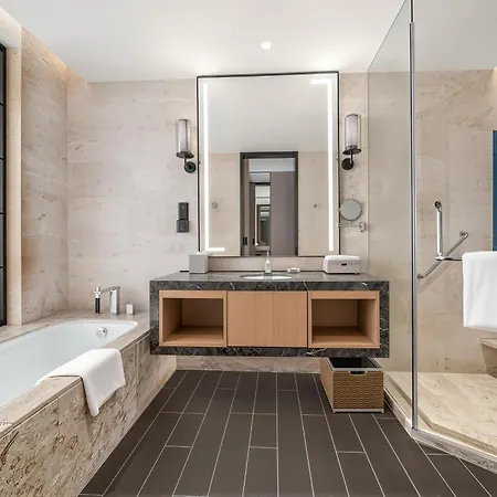 Four Points By Sheraton Hainan, Sanya - Newly Renovated In 2026 With Prime Oceanfront Views-2