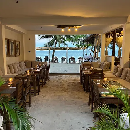 White Dream Lodge & Restaurant, Beachfront, Ocean View-2