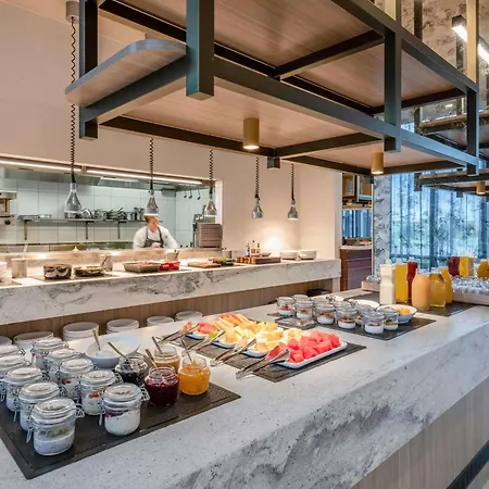 Mantra Melbourne Epping-3