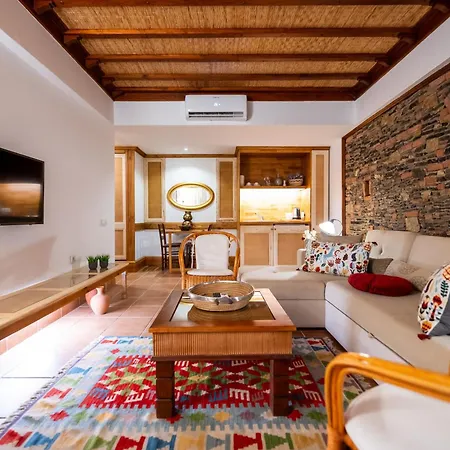 El Vino Hotel & Suites-2