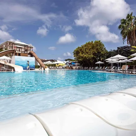 Sonesta Maho Beach All Inclusive Resort Casino & Spa-3