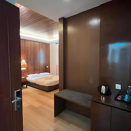 D Eastern Hotel-2