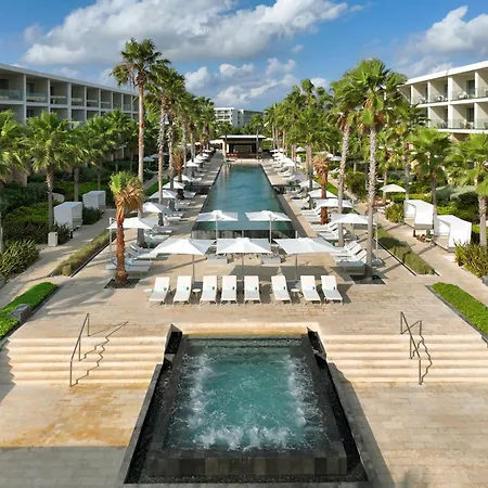 Family Selection At Grand Palladium Select Costa Mujeres-3
