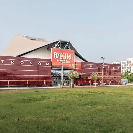 Super 8 By Wyndham Oberhausen Am Centro-2