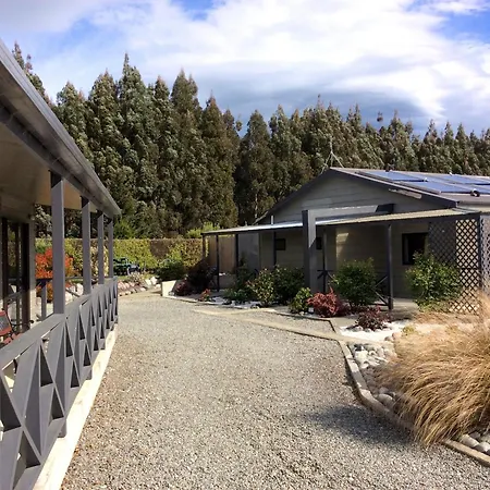 Fiordland Great Views Holiday Park-3