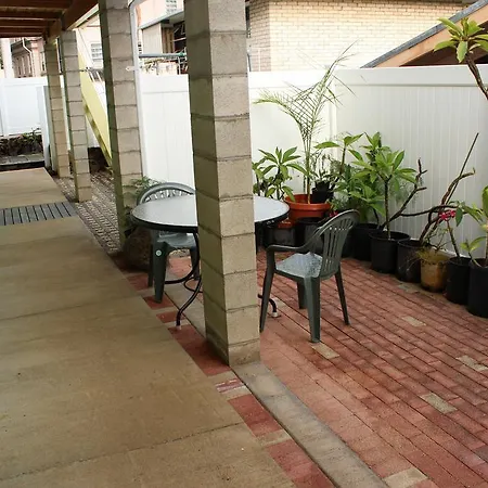 Hostel Honolulu-3