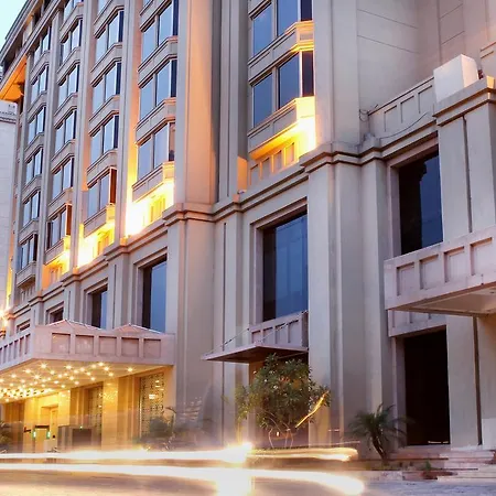The Metropolitan Hotel & Spa New Delhi-2