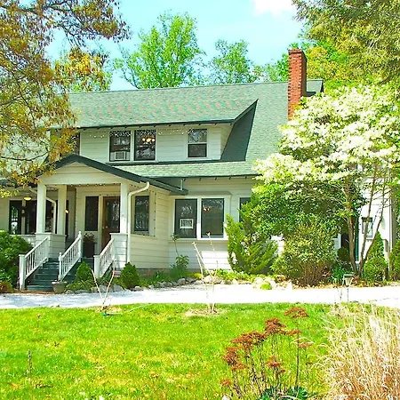 Oakland Cottage Bed And Breakfast-3