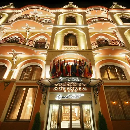 Astoria Grand Hotel-2