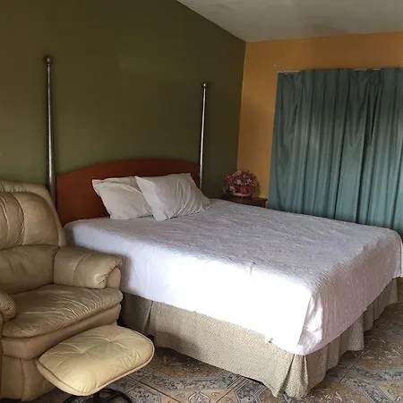 Sands Motel-3