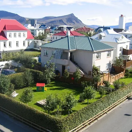 Teigur Guesthouse-3